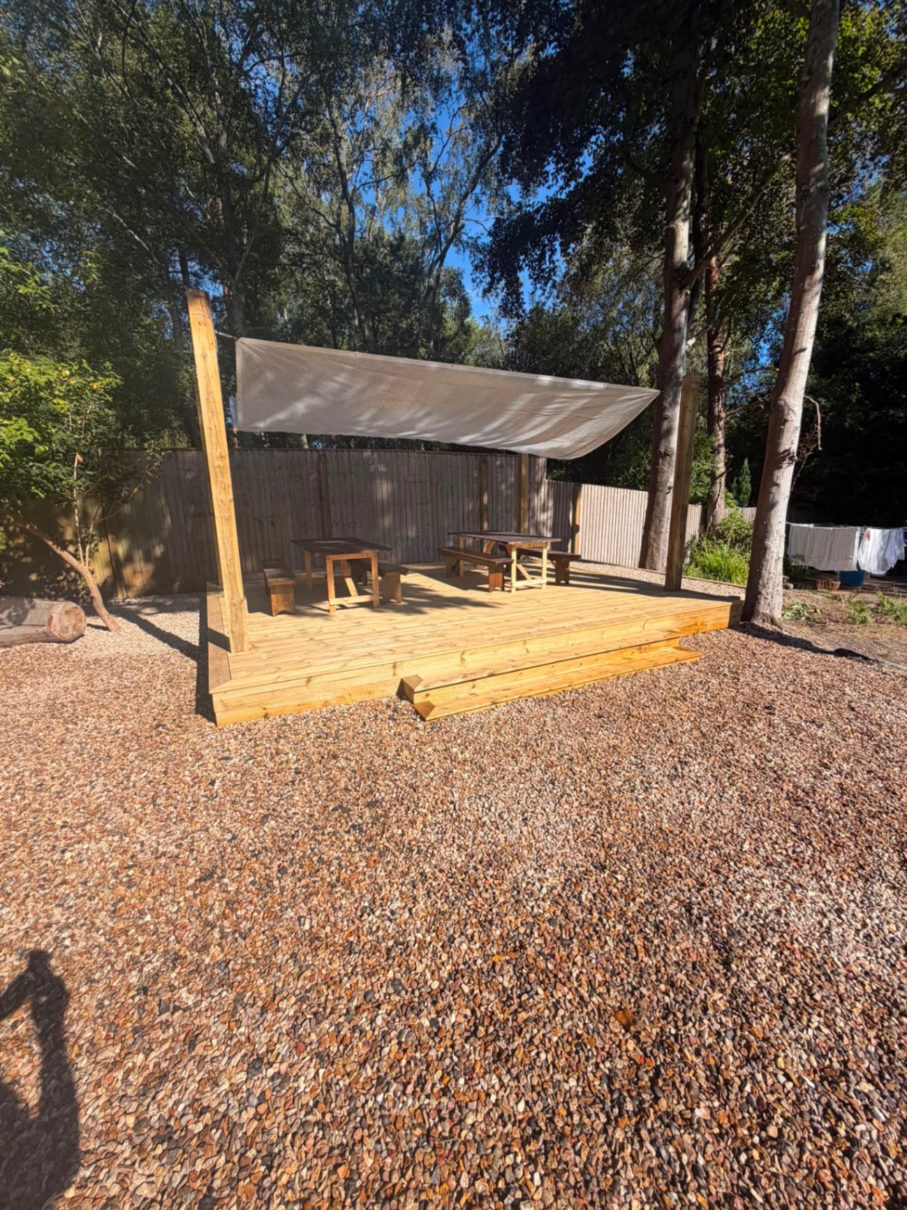 Shaded deck platform — RINGWOOD