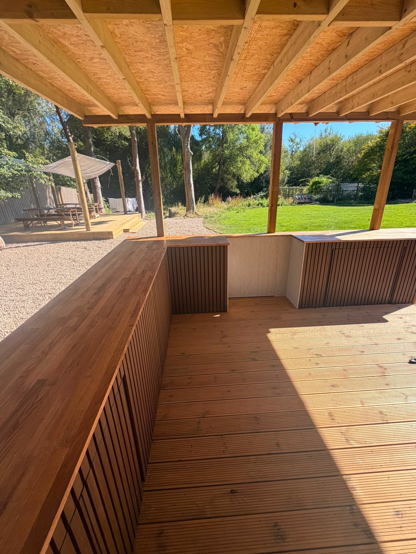 Bar servery corner — RINGWOOD