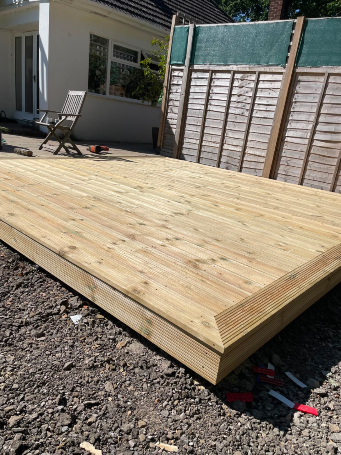 Low-level garden deck — RINGWOOD